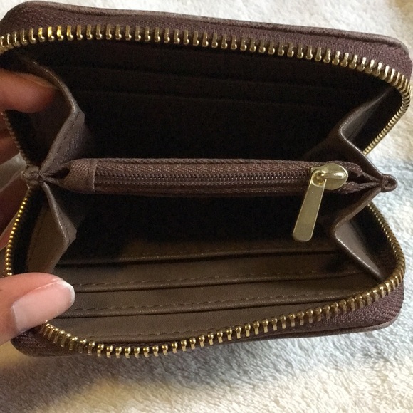 Wallet - Picture 2 of 2